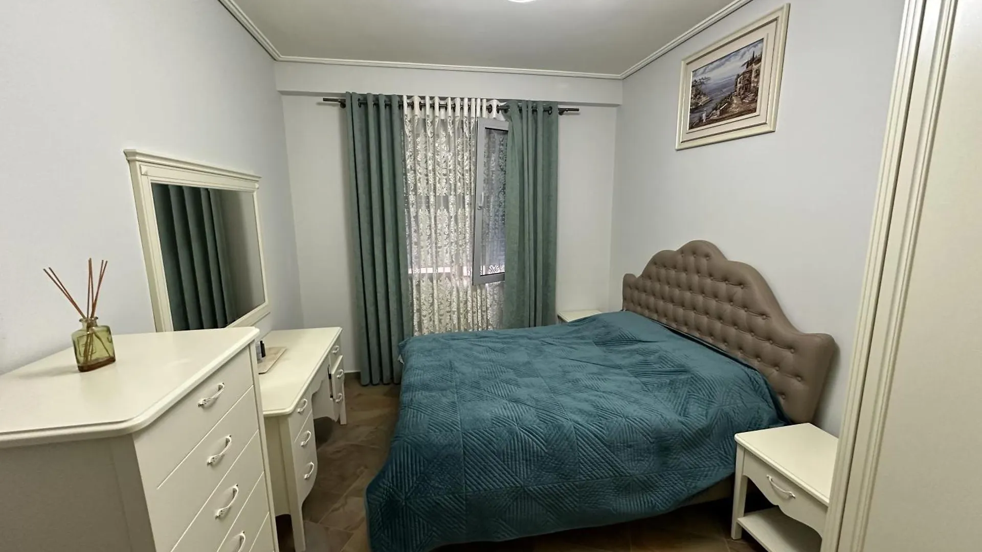 Tirana Luxury Appartment 0*,  Arnavutluk